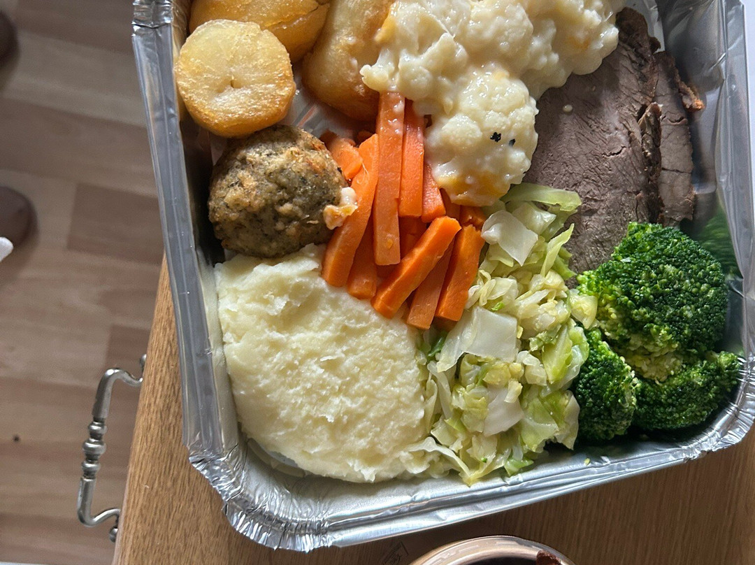 The Woolpack Hotel主图