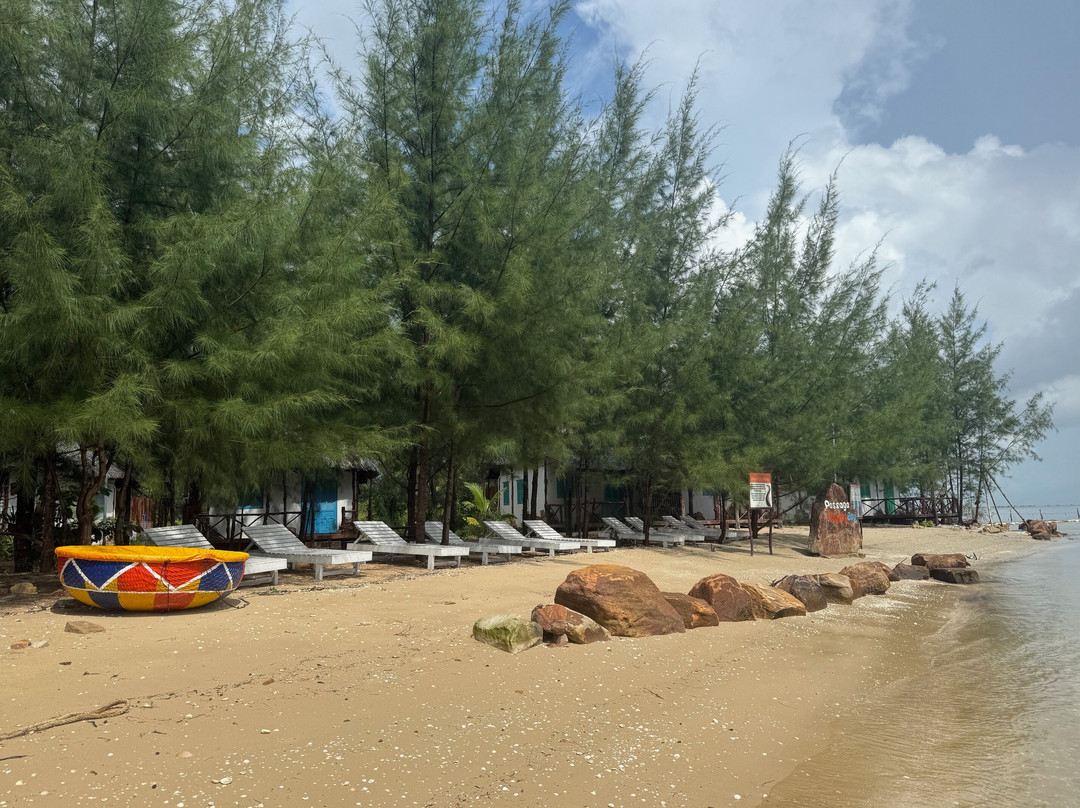 Dugong Bay - Làng Ẩm Thực & Sinh Thái - Eco & Seafood Village