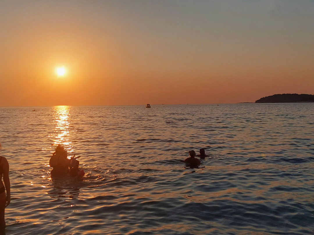 Ambrela Beach-普拉必去景点