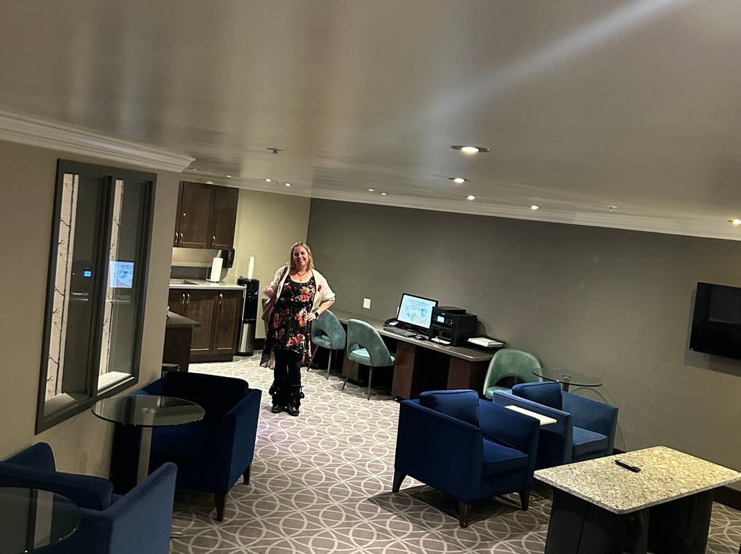 Sandman Signature Edmonton South Hotel主图