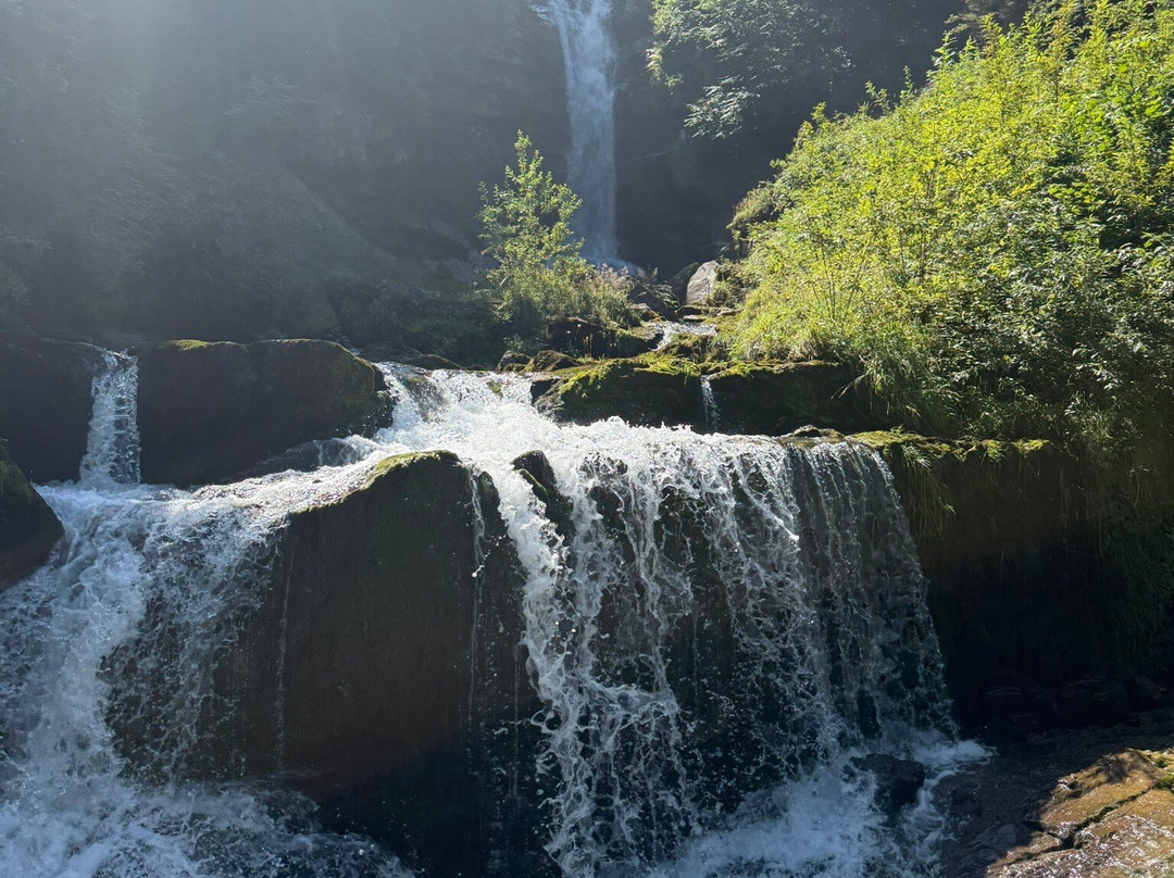 Giessbach Falls-吉特霸赫必去景点