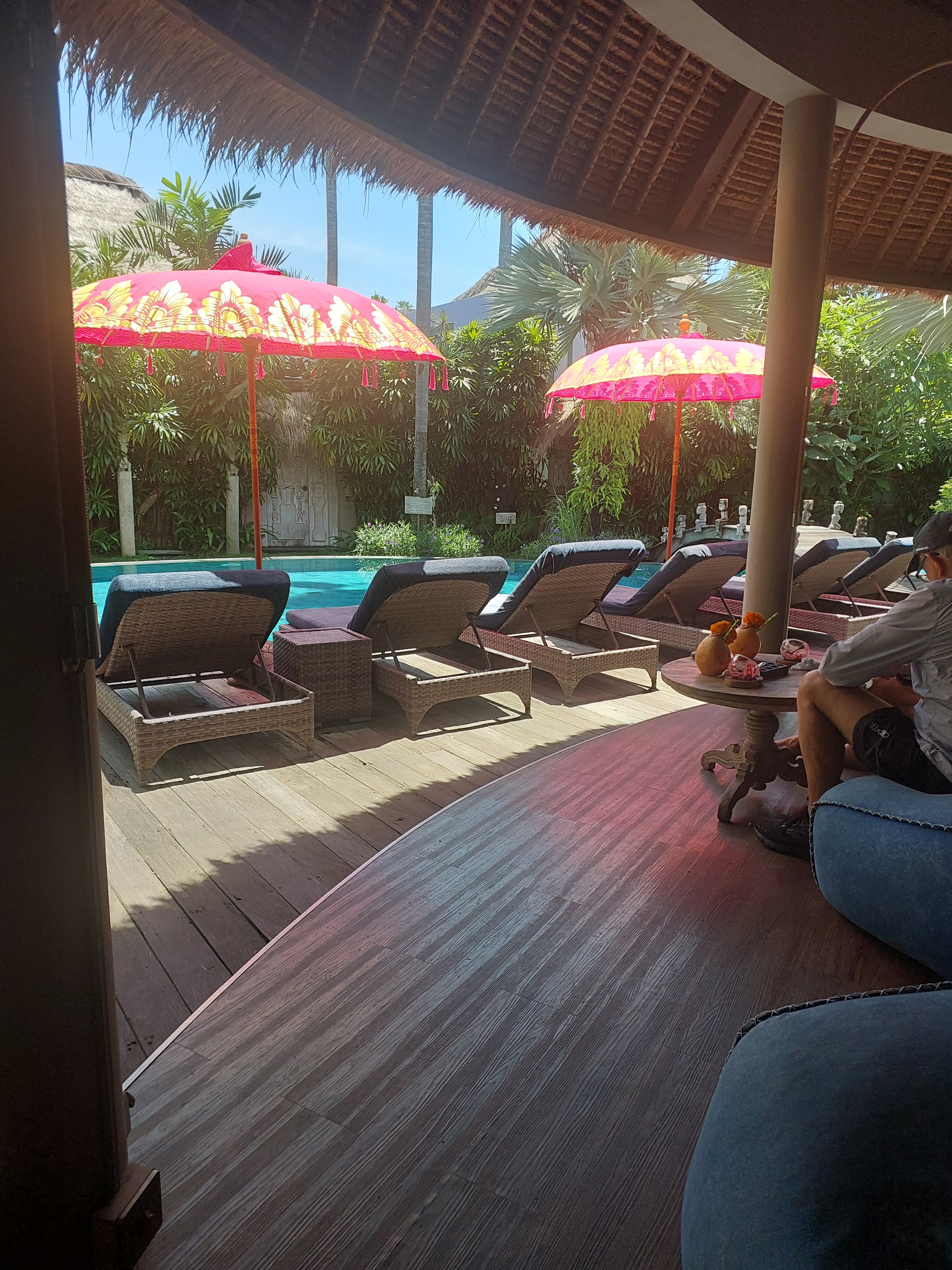 蓝色卡尔玛酒店-官方