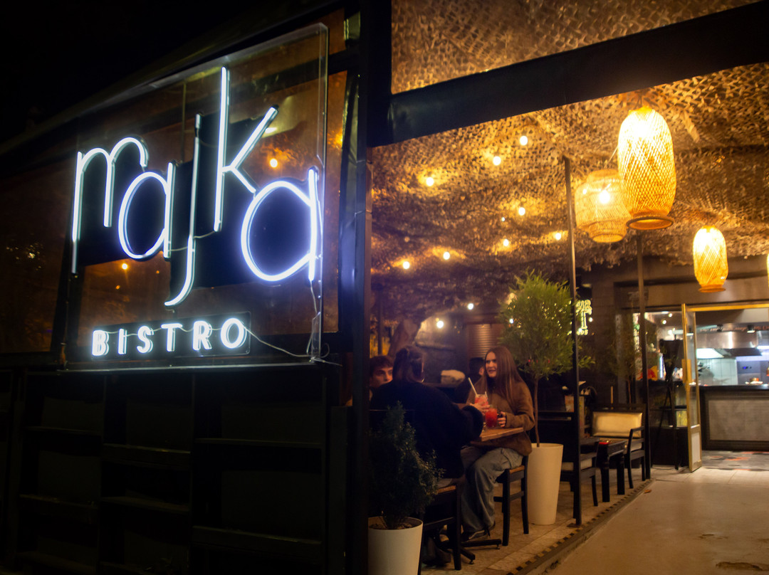 Majka Bistró