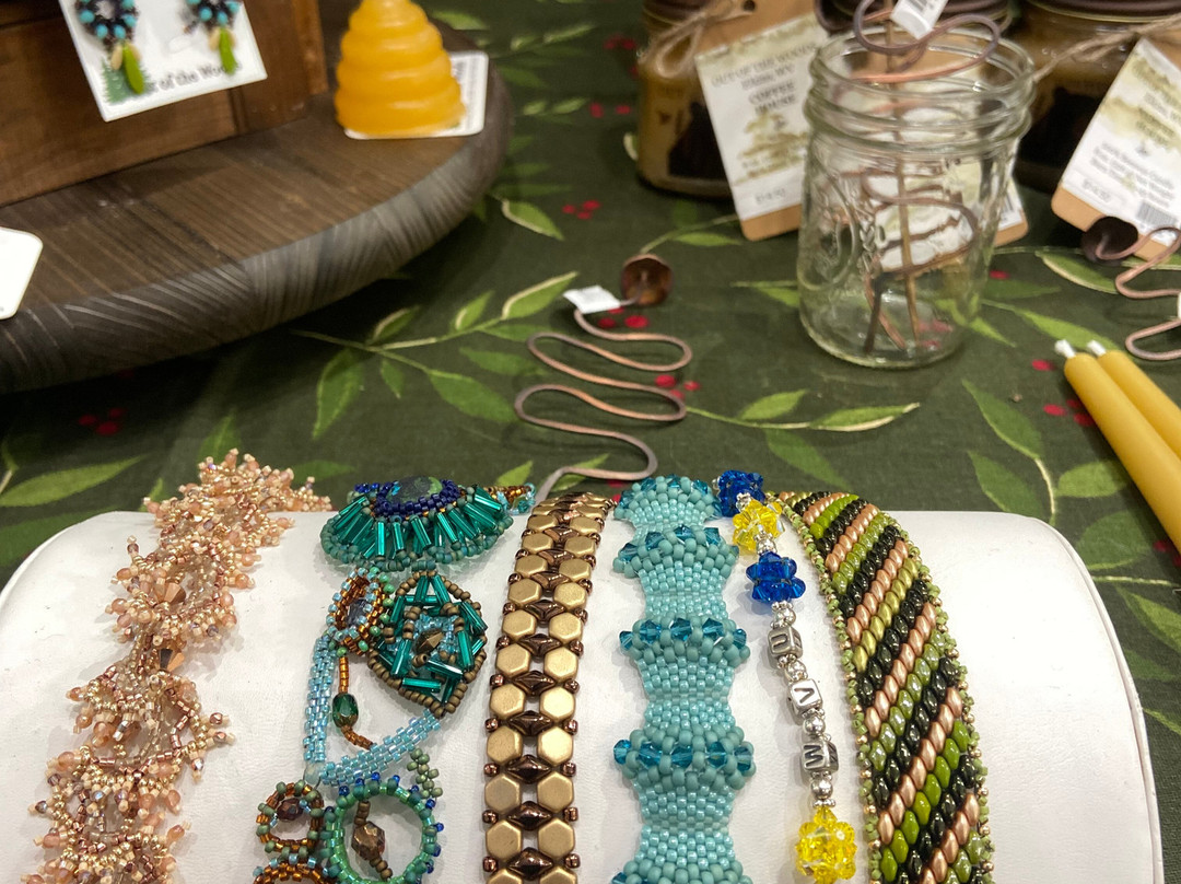 Artists At Work-Elkins必去景点