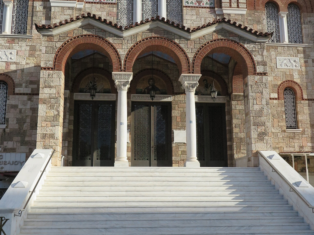 Ieros Naos Agia Triada-比雷埃夫斯必去景点