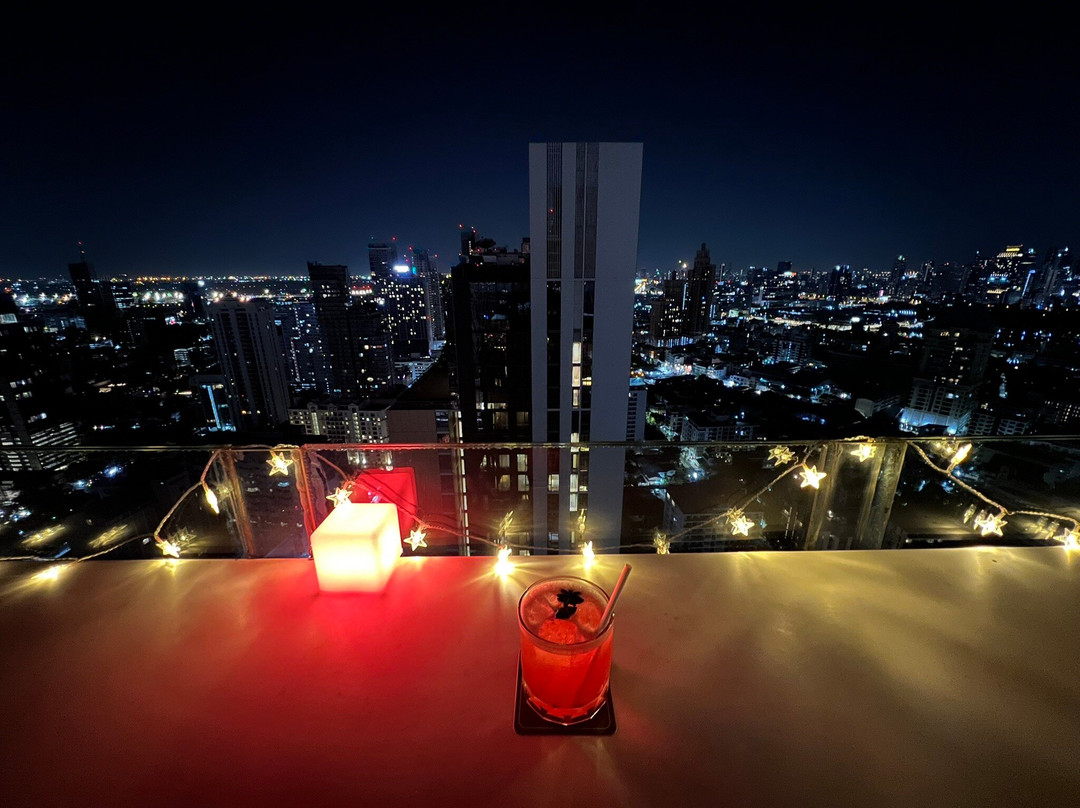 Vanilla Sky Rooftop Bar-曼谷必去景点