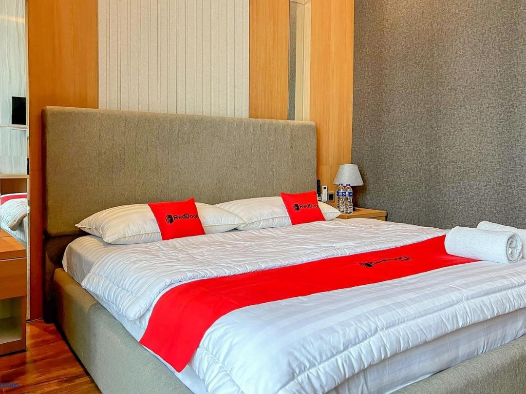 Reddoorz Premium At Hotel Riyadi Syariah