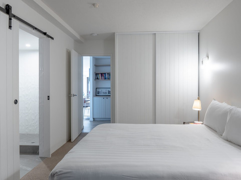 The Rocks Resort主图