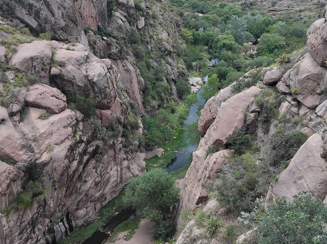 Diques El Cajón-Capilla del Monte必去景点