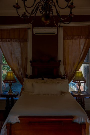 鲍尔豪斯旅馆-客卧