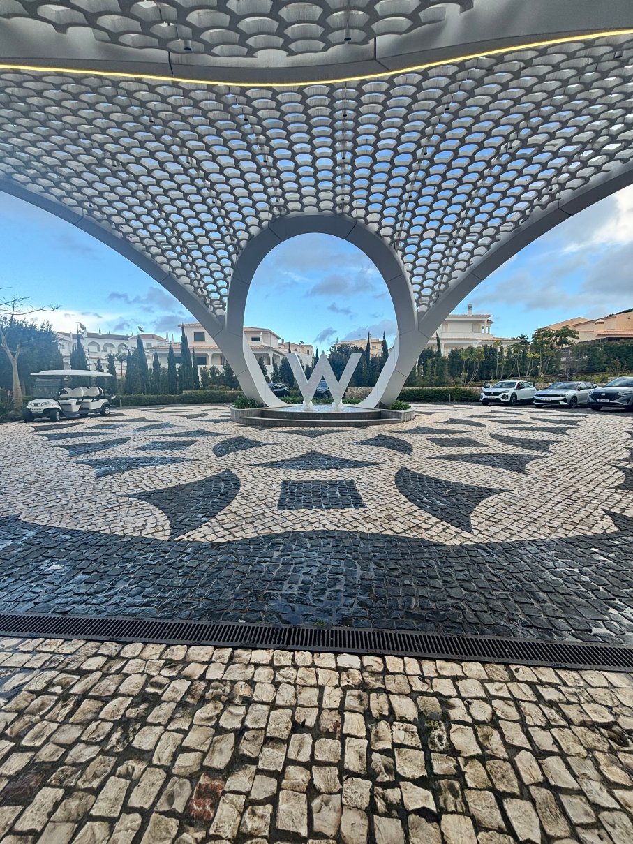 W阿尔加尔夫-官方