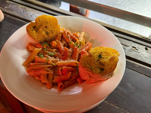 Luna Nueva Bar Y Restaurante