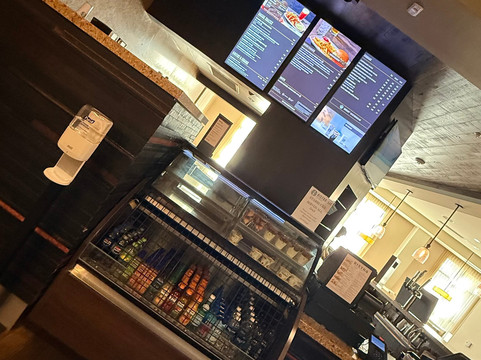 欧文光谱万怡酒店主图