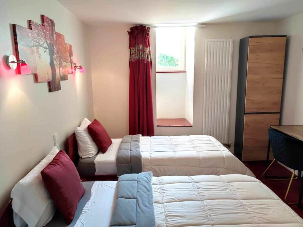 让二十二世酒店主图