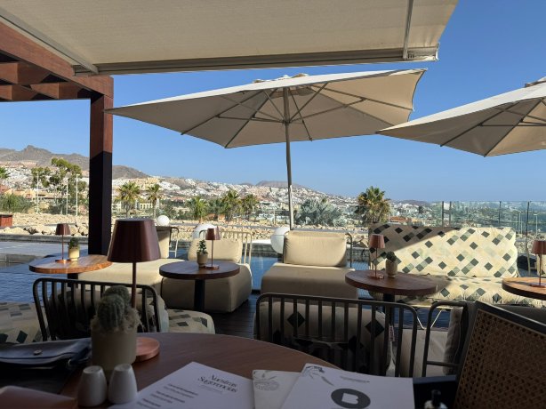 宝吧套房酒店-官方