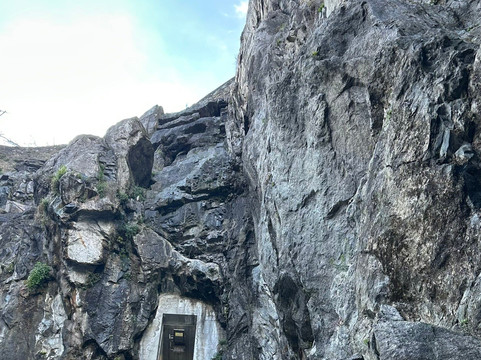Fortress of Bellinzona-贝林佐纳必去景点