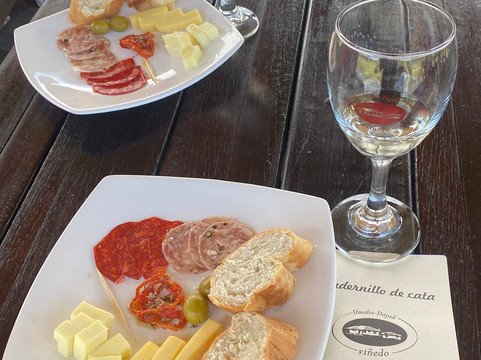 Vinedo Umana Dajud-莱瓦镇必去景点