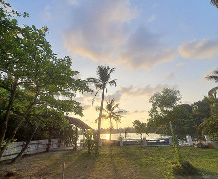 Roomy's Convention Center主图