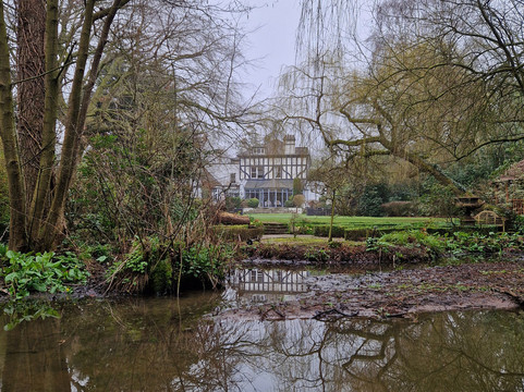 布鲁克霍尔酒店主图