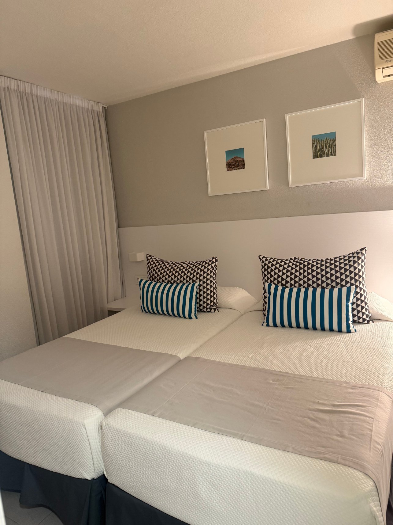 蓝海塞萨尔湖-官方