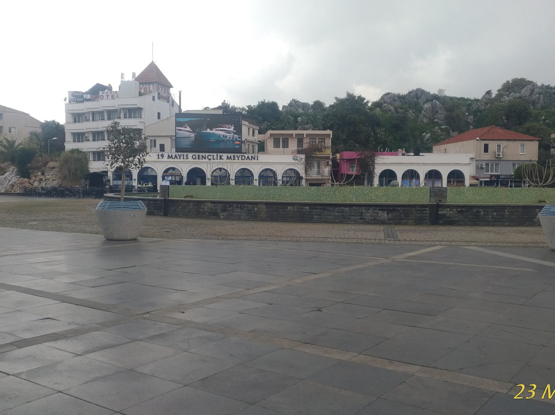 Marmaris 19 May Youth Square-马尔马里斯必去景点