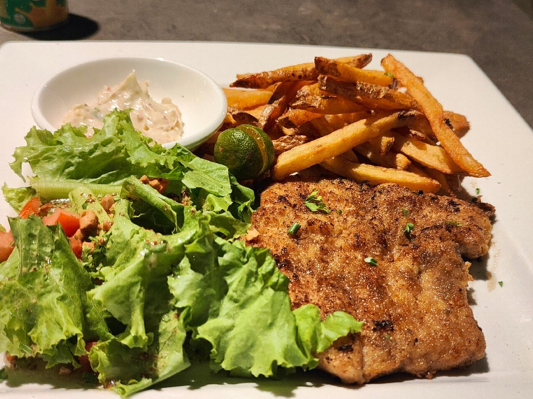 La Plage Sunset Restaurant & Bar-爱妮岛必去景点