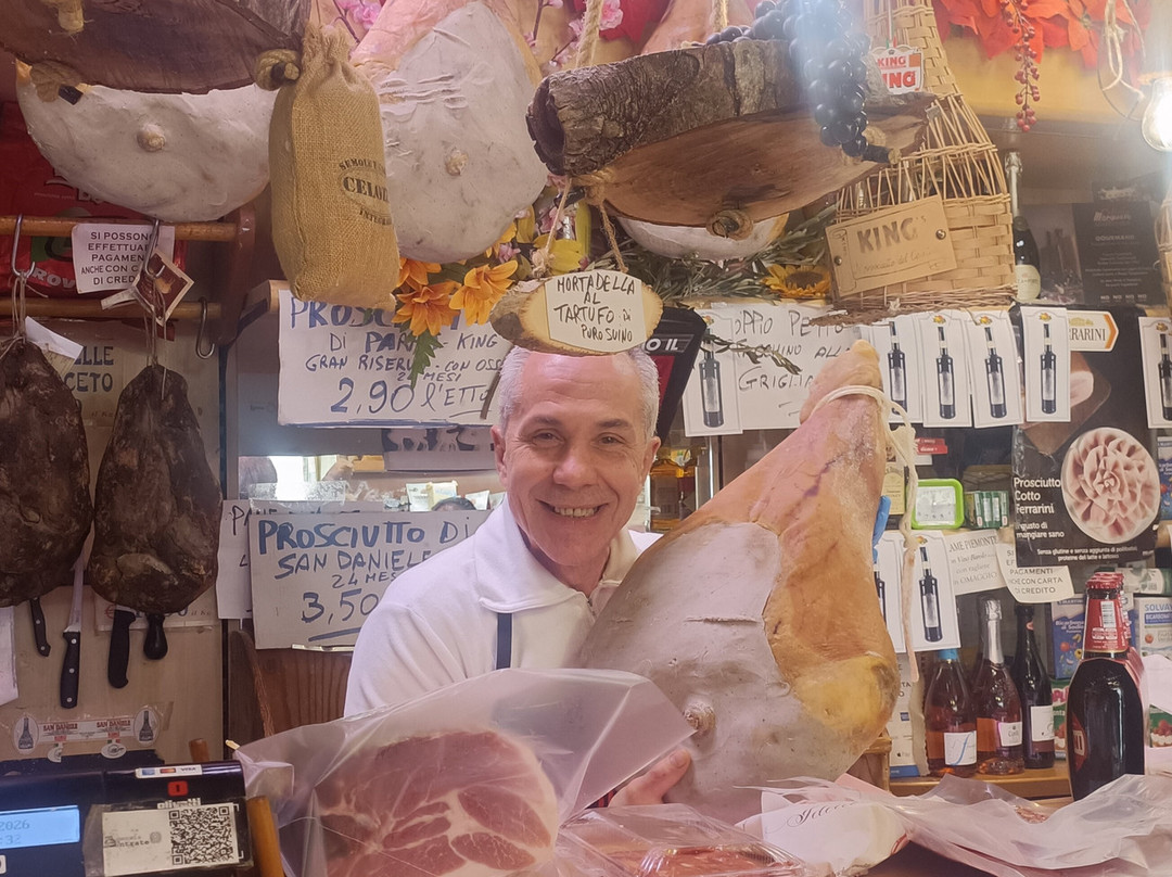 Alimentari Roberto-Torremaggiore必去景点