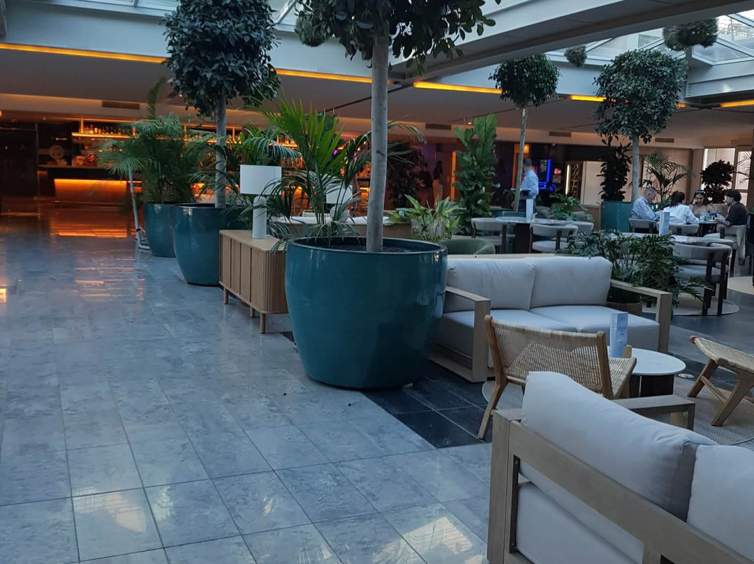 奥纳布拉瓦水疗酒店主图