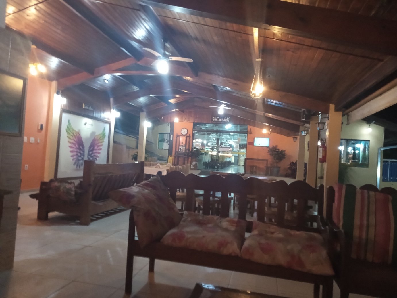 蒙大拿村农庄酒店-旅行者