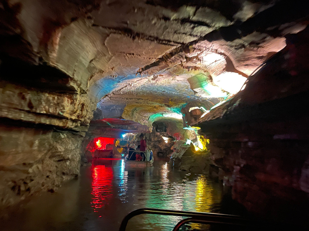 Howe Caverns-Howes Cave必去景点