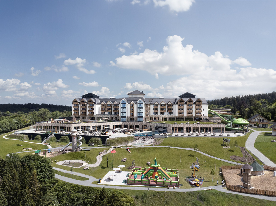 The Grand Green - Familux Resort主图
