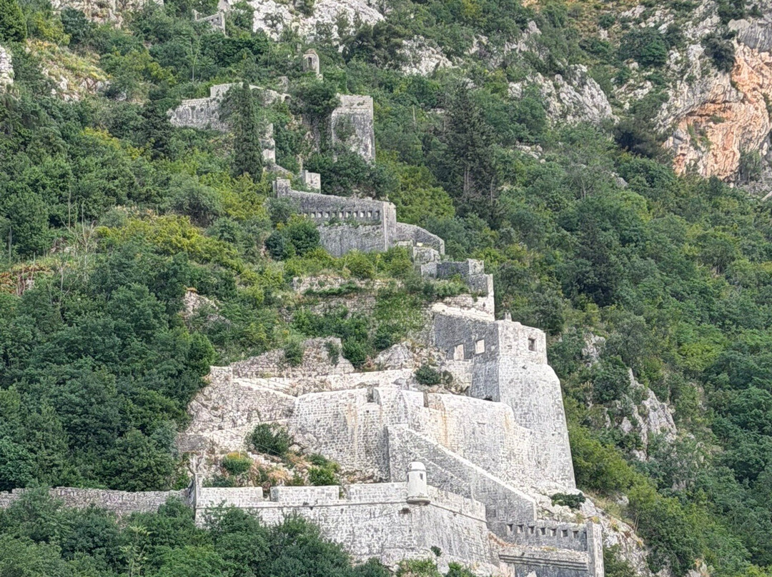 City Walls-科托尔必去景点