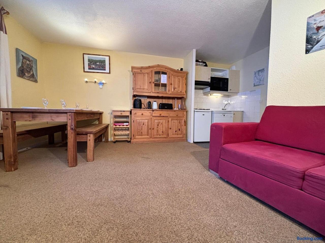 Residence Grand Bois B415 Cles Blanches