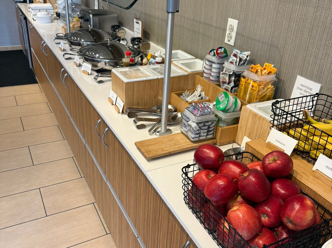 布伦特伍德圣路易斯SpringHill Suites 酒店主图