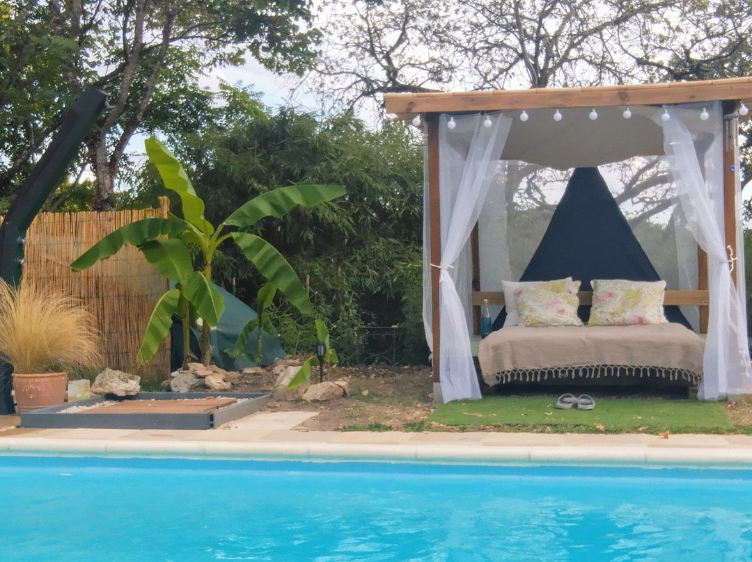 Chambres d’Hotes Maison Les Fraysses B&B主图