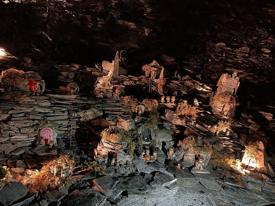 Carnglaze Caverns-利斯卡德必去景点