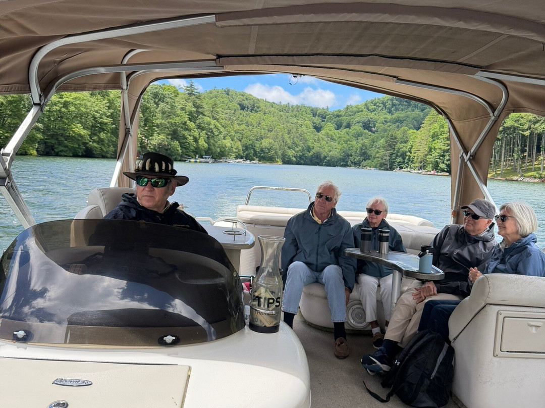 Lake Glenville Scenic Waterfall Cruises-Cashiers必去景点