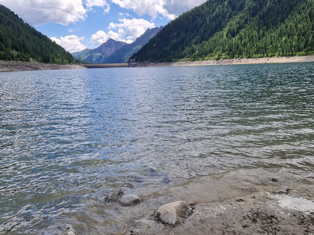Neves-stausee - Lago Di Neves-Lappago必去景点