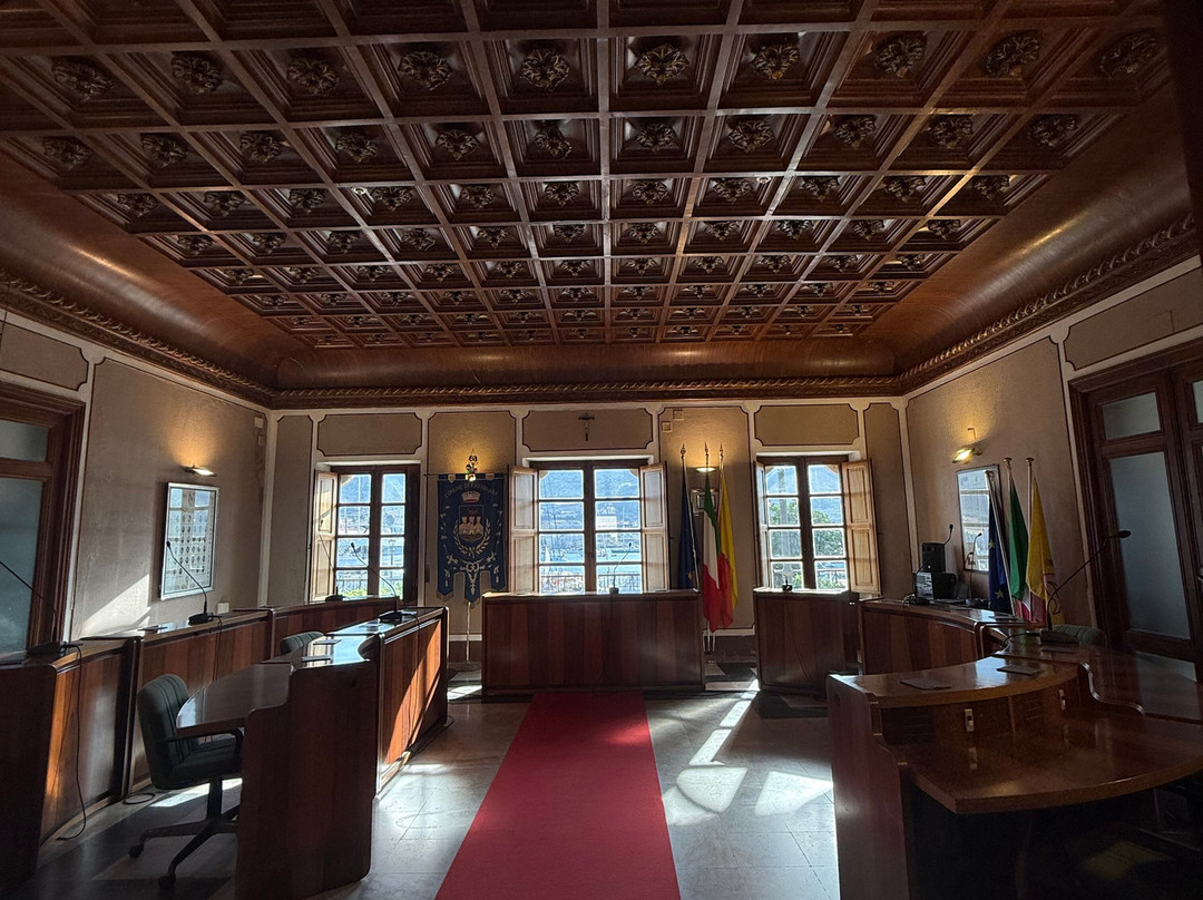 Palazzo Florio-法维格纳纳必去景点