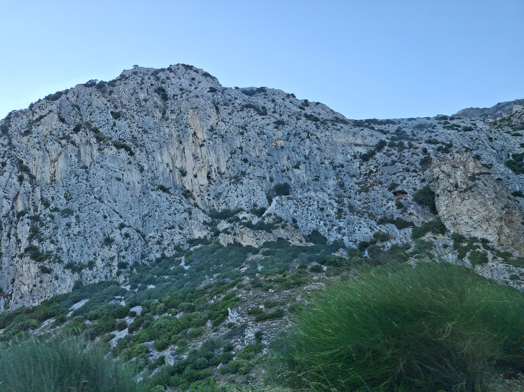 Cave of Pythagoras-Votsalakia必去景点