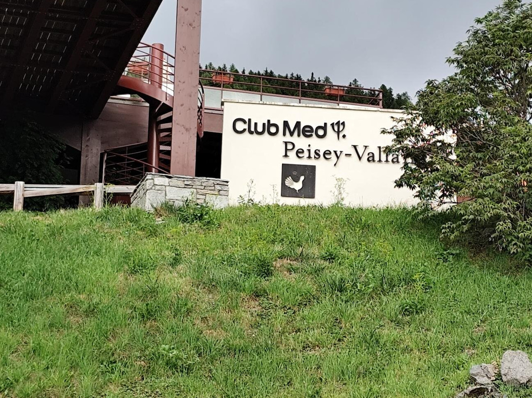 Club Med地中海俱乐部·佩西瓦兰德里度假村主图