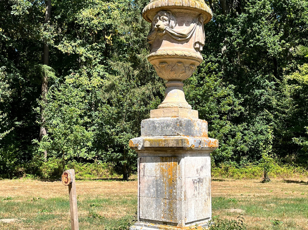 Chateau de Beaumesnil-Beaumesnil必去景点