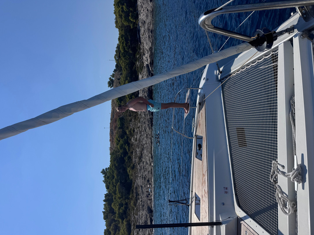 Luxury Sailing-特罗吉尔必去景点