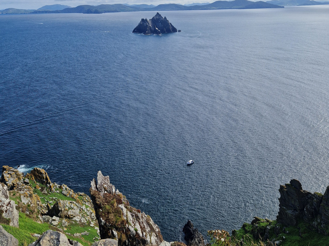 Skellig Michael Landing Tours on Force Awakens-Ballinskelligs必去景点