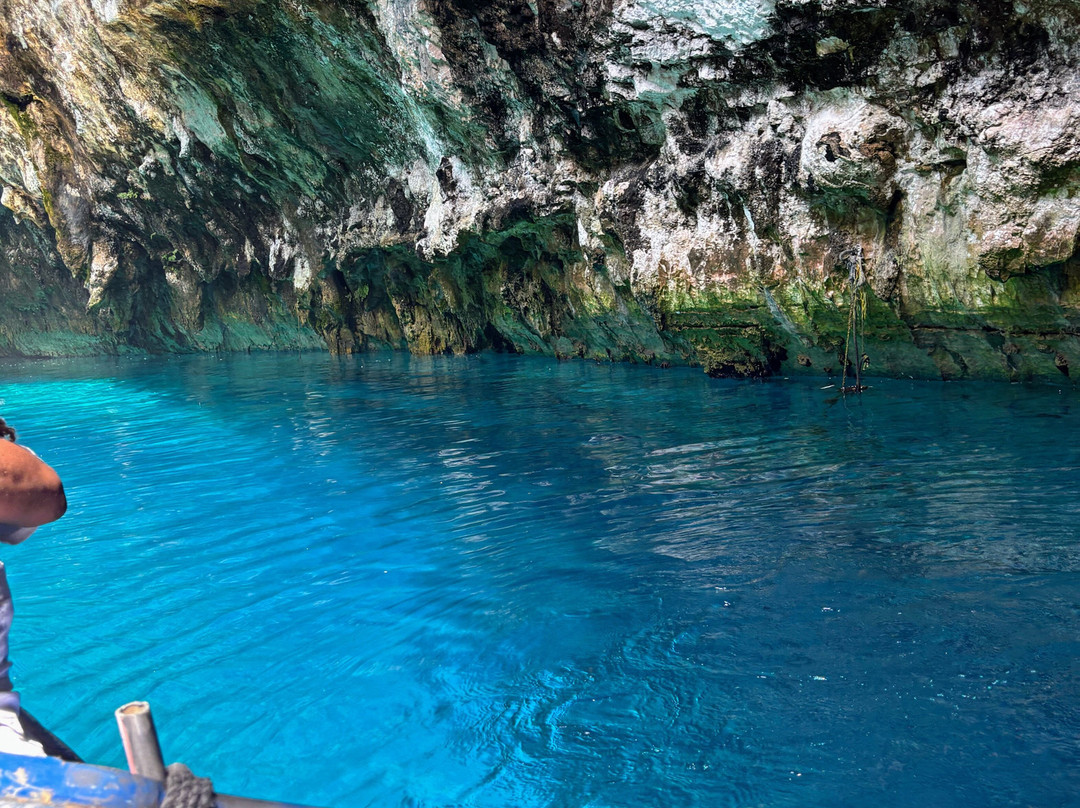 Melissani Cave-Karavomylos必去景点