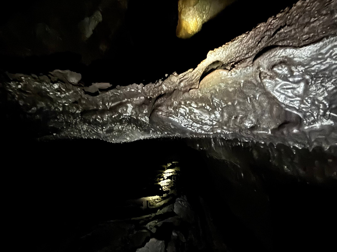 Kazumura Cave Tours-希洛必去景点