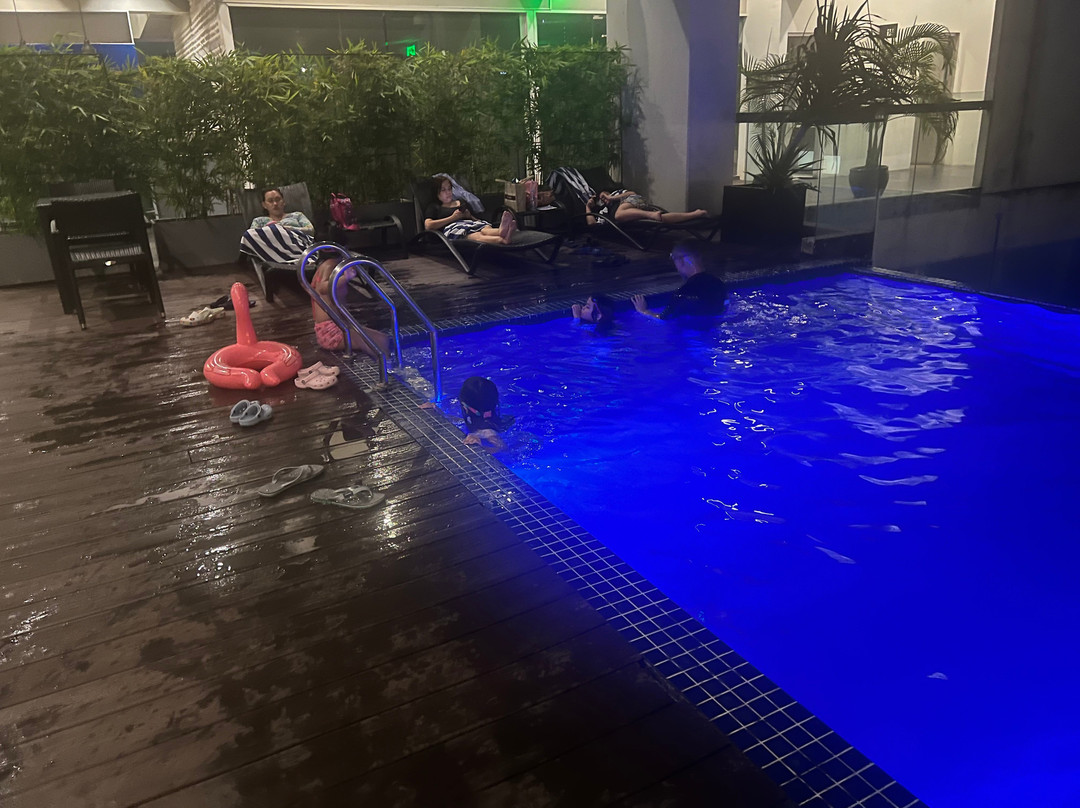 马尼拉奎松市B酒店（多用途酒店）主图