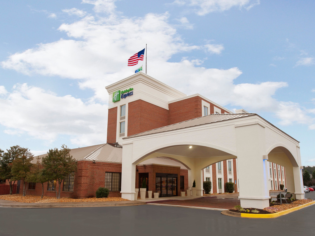 Holiday Inn Express Fredericksburg Southpoint by IHG主图