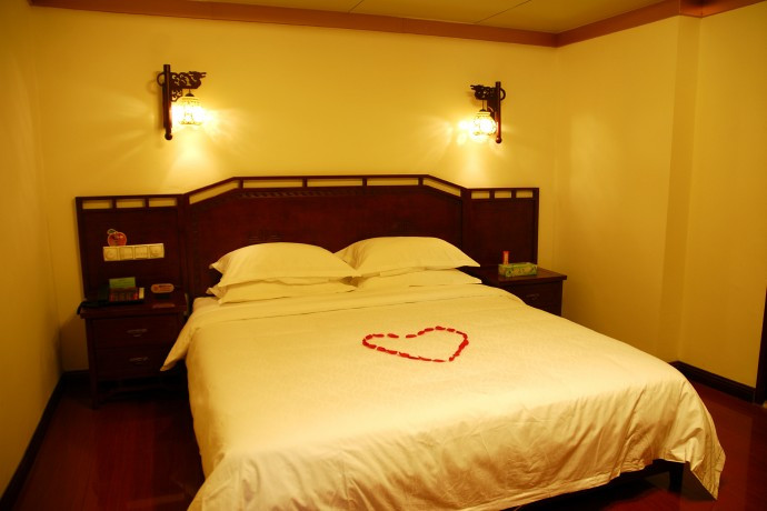 寰宇大酒店主图