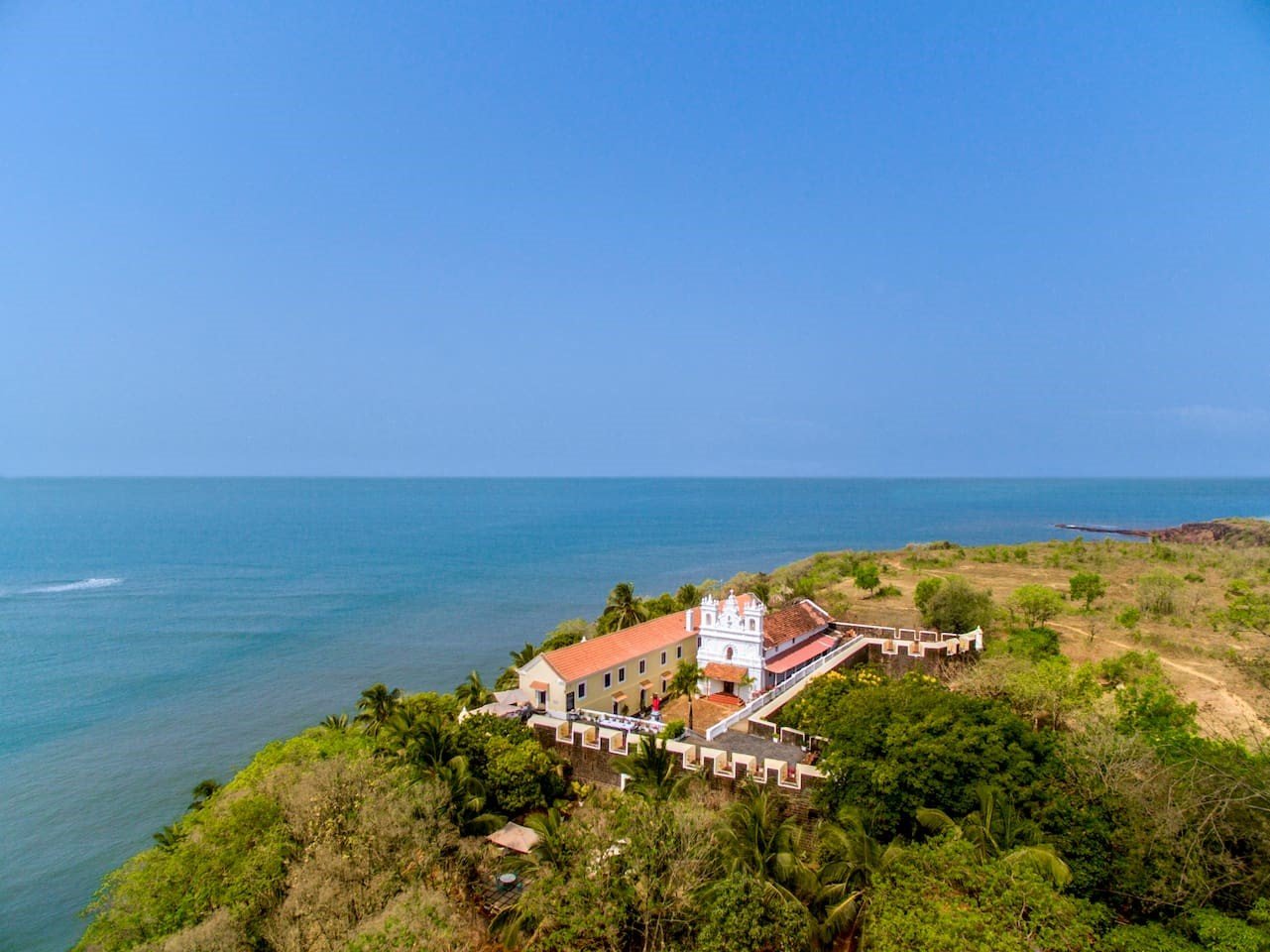 Fort Tiracol Goa-官方